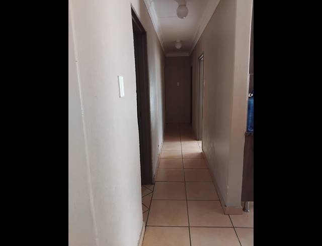 3 BEDROOM HOUSE FOR SALE IN BARBERTON